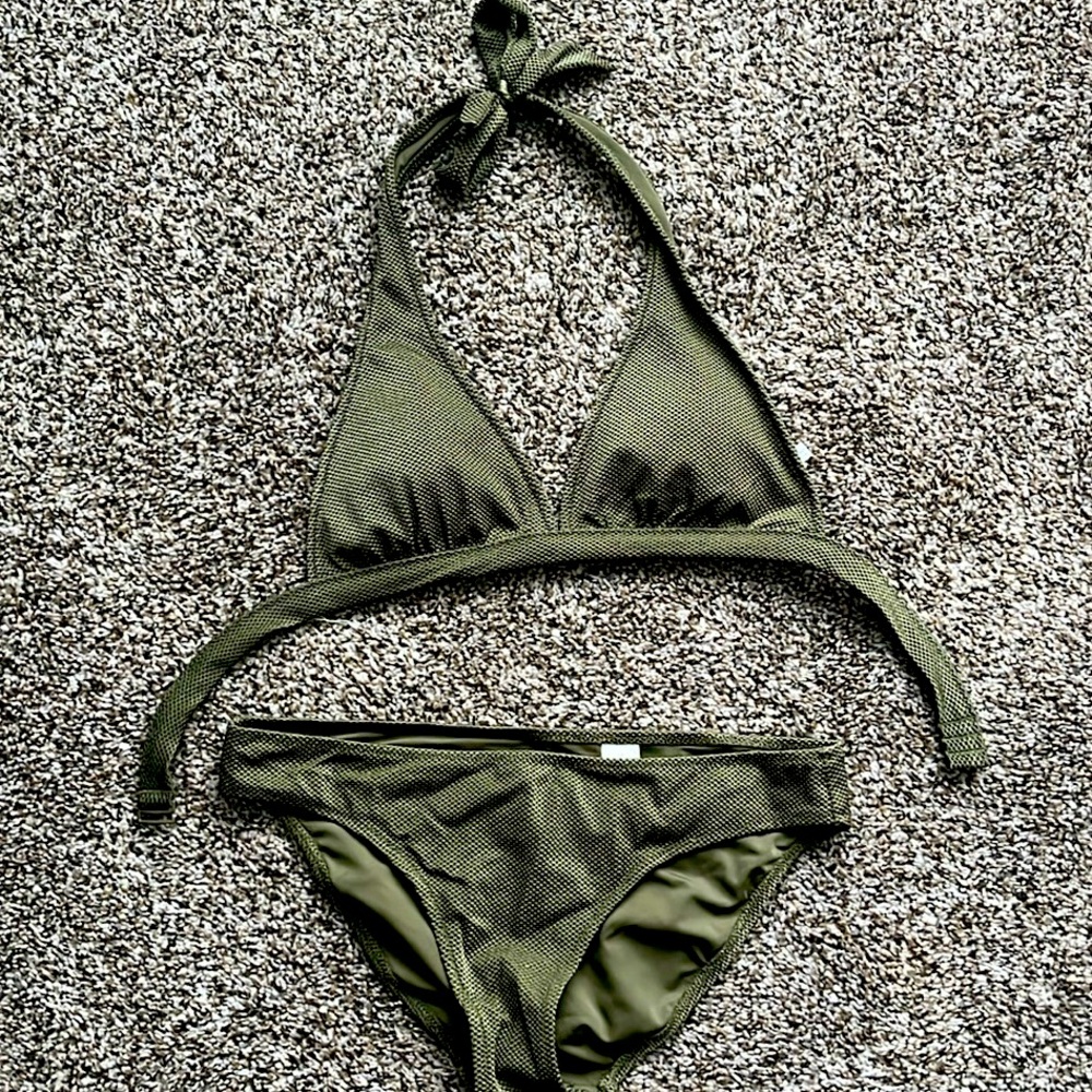 NWOT Aerie bikini, olive green textured, size Small